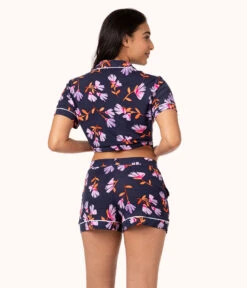 The All-Day Lounge Short - Print: Navy Daisy -Cheap Lingerie Store 3 on model back all day lounge short navy daisy